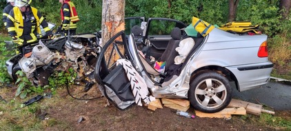 Polizeiinspektion Stade: POL-STD: 20-jährige Autofahrerin bei Verkehrsunfall in Hammah tödlich verletzt