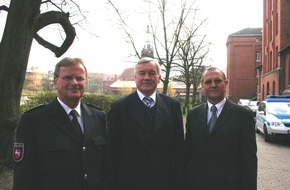 Polizeidirektion Hannover: POL-H: Neuer Polizeivizepräsident in der Polizeidirektion Hannover 	Waterloostraße / Hannover