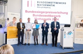Bildung & Begabung gemeinnützige GmbH: Bundeswettbewerb Mathematik: Antonia Zerbs und Johannes Jacob aus München als Bundessieger ausgezeichnet