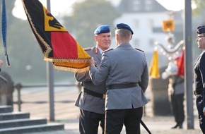 Presse- und Informationszentrum des Sanitätsdienstes der Bundeswehr: Übergabe und Feierliche Serenade am Deutschen Eck in Koblenz