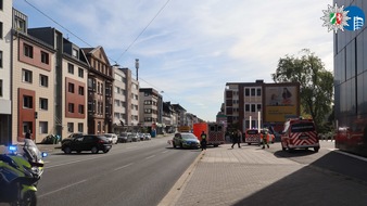 Polizeipr&auml;sidium Oberhausen: POL-OB: Verkehrsunfall zwischen Lieferfahrzeug und Fu&szlig;g&auml;nger
