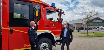 Feuerwehr Xanten: FW Xanten: Abbiegeassistenten für die Einsatzfahrzeuge der Freiwilligen Feuerwehr Xanten
