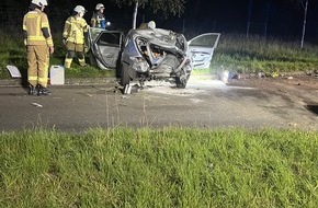 Feuerwehr Greven: FW-Greven: Verkehrsunfall auf Bundesautobahn mit zwei schwer verletzten Personen.