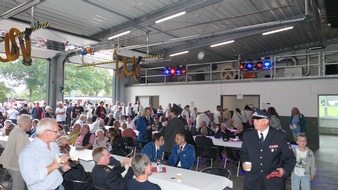 Freiwillige Feuerwehr Kalkar: Feuerwehr Kalkar: Festliche Einweihung des neuen Gerätehauses der Freiwilligen Feuerwehr in Wissel