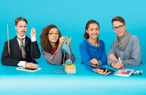 Stiftung der Deutschen Wirtschaft (sdw) gGmbH: Unesco-Weltlehrertag am 5.Oktober: Förderprogramm Studienkolleg investiert in "Schulgestalter" (FOTO)