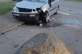 Polizeipräsidium Neubrandenburg: POL-NB: Verkehrsunfall mit zwei schwerverletzten Personen auf der K 14 in Keffenbrink, Landkreis Vorpommern - Rügen