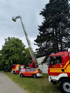 FW-EN: Leistungsnachweis der Feuerwehren im Ennepe-Ruhr-Kreis erfolgreich absolviert - 15 Gruppen haben bestanden