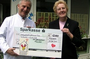 McDonald's Kinderhilfe Stiftung: McDonald's Kinderhilfe unterstützt Forschung für herzkranke Kinder am Deutschen Herzzentrum München / Prof. Dr. John Hess nimmt Scheck in Höhe von 62.000 Euro entgegen