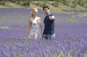 ZDF: Wenn französisches Savoir-vivre auf deutsches Pflichtbewusstsein trifft: "Ein Sommer in Südfrankreich" im ZDF-"Herzkino" (FOTO)