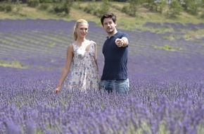 ZDF: Wenn französisches Savoir-vivre auf deutsches Pflichtbewusstsein trifft: "Ein Sommer in Südfrankreich" im ZDF-"Herzkino" (FOTO)