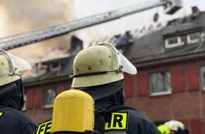 Freiwillige Feuerwehr Weeze: Feuerwehr Weeze: Dachstuhlbrand