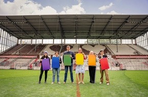 LichtBlick SE: FC St. Pauli und LichtBlick installieren weltweit erste Solaranlage in Regenbogenfarben