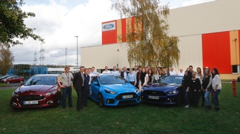 Ford-Werke GmbH: Besonders engagiert und motiviert: Ford lässt sich auf Essen Motor Show von jungen Auszubildenden vertreten