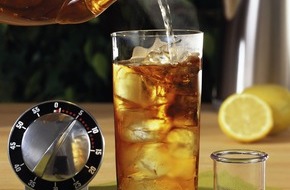 Deutscher Teeverband e.V.: Spritzig-frischer Sommer / Mit Eistee durch die "Hundehitze"