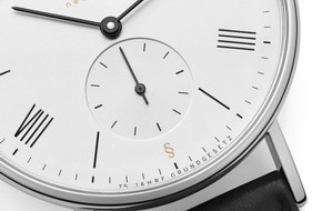 NOMOS Glash&uuml;tte: Zeit f&uuml;r Demokratie / Zum 75. Jahrestag des Grundgesetzes legt die Uhrenmanufaktur NOMOS Glash&uuml;tte mit dem in Rechtswissenschaften f&uuml;hrenden Nomos Verlag ein limitiertes Sondermodell auf