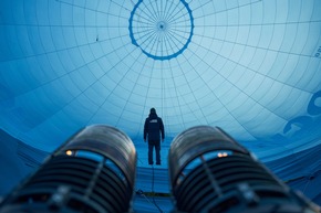 Jochen Schweizer Monthly // Inside Abenteuer Vol. 3 - Adrenalinkick next level: Fallschirmsprung aus dem Heißluftballon