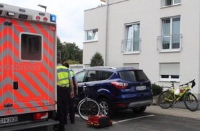Polizei Rheinisch-Bergischer Kreis: POL-RBK: Bergisch Gladbach - Jugendlicher Radfahrer in Refrath schwer verletzt