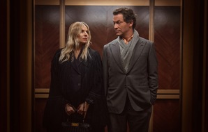 Sky Deutschland: Sienna Miller und Dominic West f&uuml;hren ab 5. Oktober den Cast der Sky Original Serie "War" an