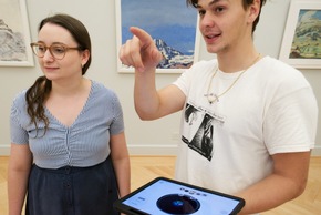 Spielerische Kunstvermittlung mit SherLOOK-App