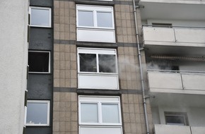 Feuerwehr Dortmund: FW-DO: Brand im 4. Obergeschoss eines Mehrfamilienhauses