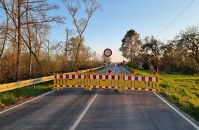 Bundespolizeiinspektion Kassel: BPOL-KS: Straßensperrung ignoriert und Bahnübergang überquert
