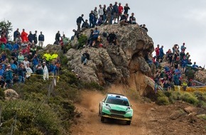 Skoda Auto Deutschland GmbH: Rallye Italien-Sardinien: Andreas Mikkelsen/Torstein Eriksen gewinnen im Škoda Fabia RS Rally2 die WRC2-Wertung