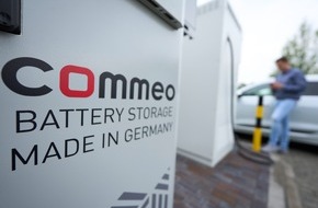 Commeo GmbH: Weltpremiere bei der Messe Intersolar 2021 in München / Commeo präsentiert seinen ersten Outdoor-Schrank mit HV-L-Energiespeichersystem