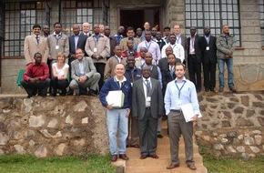 SCHOTT AG: German Solar Academy Nairobi eröffnet