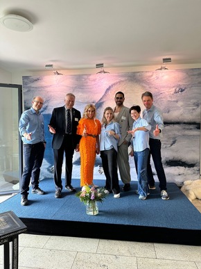 Expeditionsreisen im Aufwind: IKARUS TOURS und PolarNEWS begeistern beim Pressefrühstück mit exklusiven Einblicken in Arktis und Antarktis