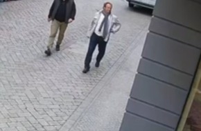 Polizeiinspektion Oldenburg-Stadt / Ammerland: POL-OL: Öffentlichkeitsfahndung nach Diebstahl von Altsilbermünzen