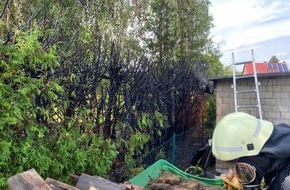 Feuerwehr Helmstedt: FW Helmstedt: Feuer an Gebäude in Büddenstedt gemeldet