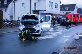 Feuerwehr Iserlohn: FW-MK: Verkehrsunfall auf der Hennener Straße
