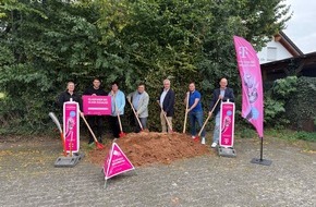 Deutsche Telekom AG: Heute Spatenstich: Telekom startet Glasfaserausbau in Willebadessen