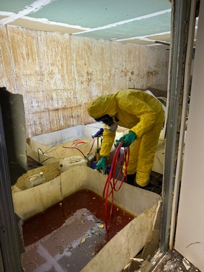 ZOLL-BB: Gemeinsame Pressemitteilung Zollfahndung deckt Drogenlabor auf