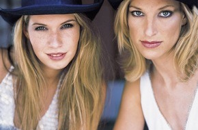 Jahreszeiten Verlag, FÜR SIE: "Big Brother" - Kerstin will mit Alex verreisen / Keine Nacktfotos im "Playboy" - Manuela kann Fankult "nur schwer nachvollziehen"