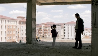 WDR Westdeutscher Rundfunk: ARD-Premiere f&uuml;r preisgekr&ouml;nten WDR/ARTE-Film &bdquo;Im toten Winkel&ldquo; von Ayse Polat