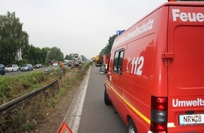 Feuerwehr und Rettungsdienst Bonn: FW-BN: Betonmischer durchbricht Mittelleitplanke - Fahrer leicht verletzt