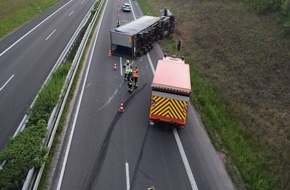 Polizeidirektion Kaiserslautern: POL-PDKL: Lkw umgekippt - Autobahn für mehrere Stunden gesperrt