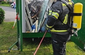 Freiwillige Feuerwehr Werne: FW-WRN: Containerbrand am Taubenweg