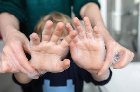 Reckitt Deutschland: Hygiene kinderleicht: Das Sagrotan Programm "Gesundes Lernen" begleitet informativ und mit praktischen Tipps den Schulalltag