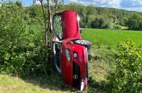 Polizei Mettmann: POL-ME: Sekundenschlaf: Hoher Sachschaden nach Verkehrsunfall - Velbert - 2405045