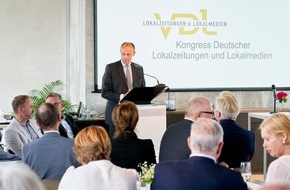 Verband Deutscher Lokalzeitungen und Lokalmedien e.V.: Friedrich Merz sagt Lokalzeitungen Unterstützung für Presse-Vertriebsförderung zu