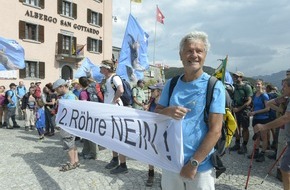 Alpen-Initiative: Protestfeuer auf dem Gotthardpass: NEIN zur 2. Strassenröhre