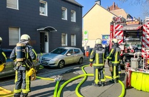 Feuerwehr Bochum: FW-BO: Küchenbrand am Sonntagmorgen in der Poststraße