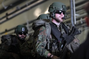 Bundeswehr Vollausstattung mit Bekleidung und persönlicher Ausrüstung bis 2025