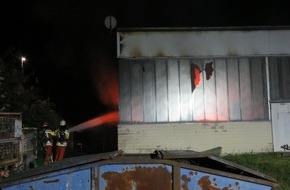 Feuerwehr Heiligenhaus: FW-Heiligenhaus: Feuer in einer Lagerhalle (Meldung 25/2020)