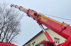 Feuerwehr Stuttgart: FW Stuttgart: Hilfeleistung zur Transportunterstützung