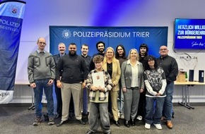 Polizeipr&auml;sidium Trier: POL-PPTR: Anja Rakowski bedankt sich f&uuml;r hohes Ma&szlig; an Zivilcourage im Sinne der Kampagne "Wer nichts tut, macht mit"