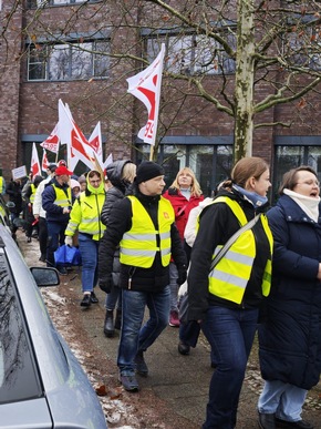 Erneut Warnstreik in Reinickendorf bei Advance Pharma