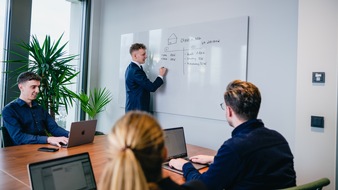 WKB Management GmbH: Schwarze Schafe bei Kapitalanlage-Immobilien: Jona Kreiselmeyer von der WKB-Gruppe verr&auml;t, woran Finanz- und Versicherungsberater unseri&ouml;se Angebote erkennen